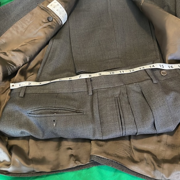 Used men’s suit by Joseph Aboud size 40 - Picture 10 of 16